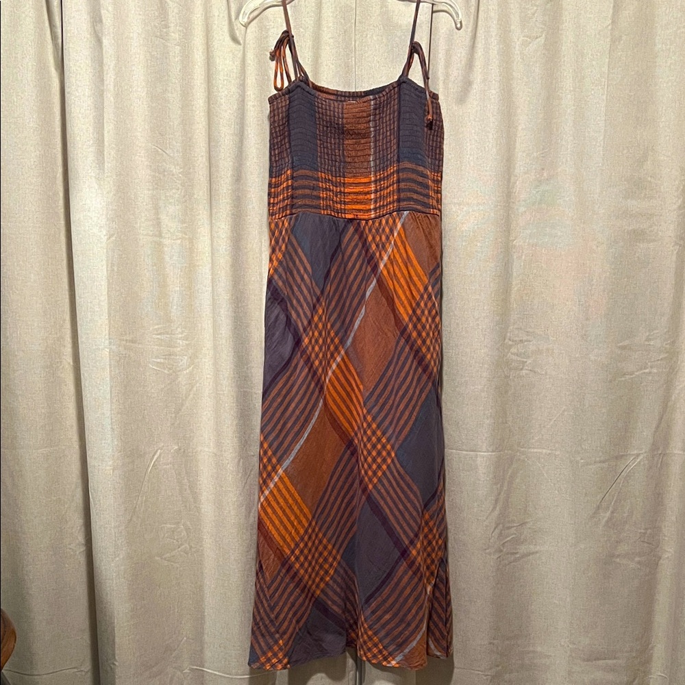 Elegant Checkered Maxi Dress in Orange and Purple